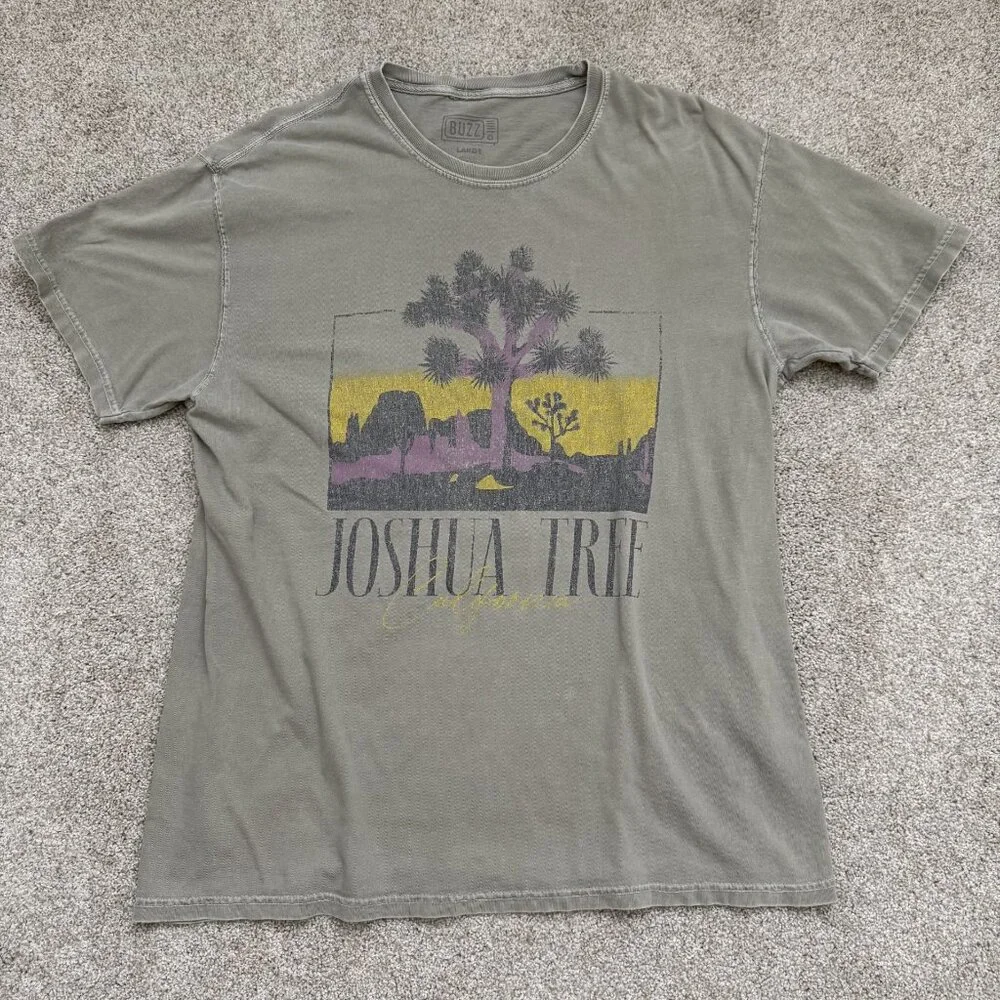 Bundle of 6 T-Shirts - Picture 10 of 13